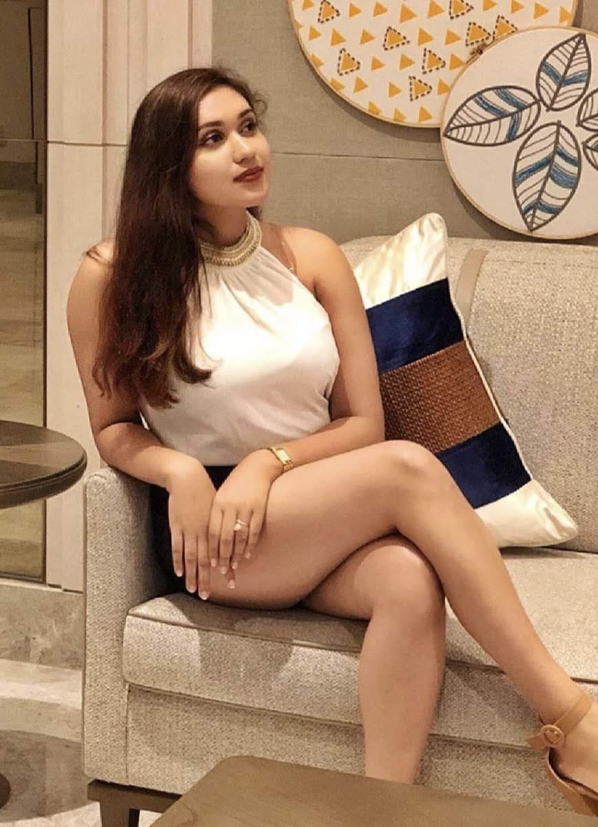 vip escort riya